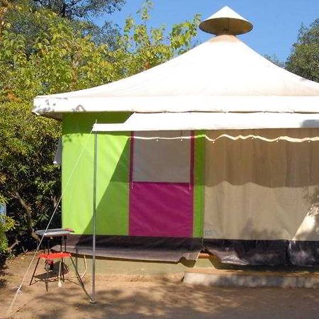 Pola Camping ตอสซาเดมาร์ ภายนอก รูปภาพ