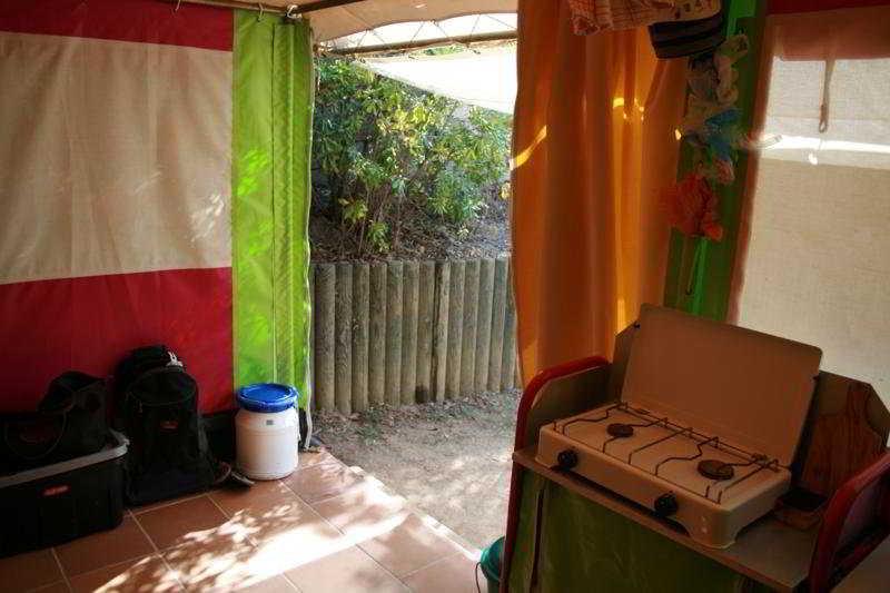 Pola Camping ตอสซาเดมาร์ ภายนอก รูปภาพ